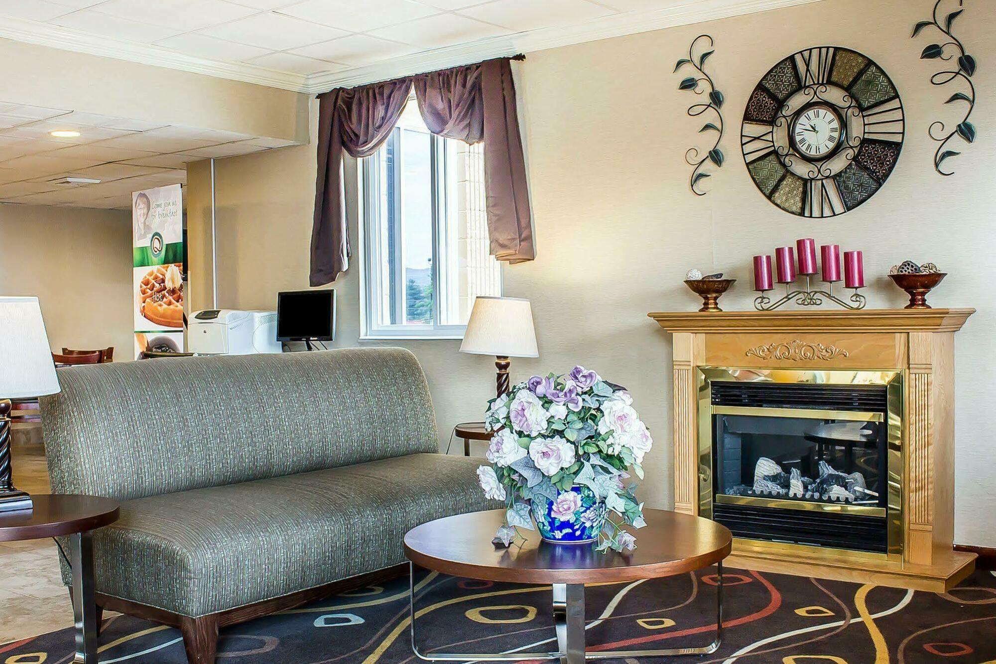 Baymont By Wyndham Scranton Dunmore Buitenkant foto